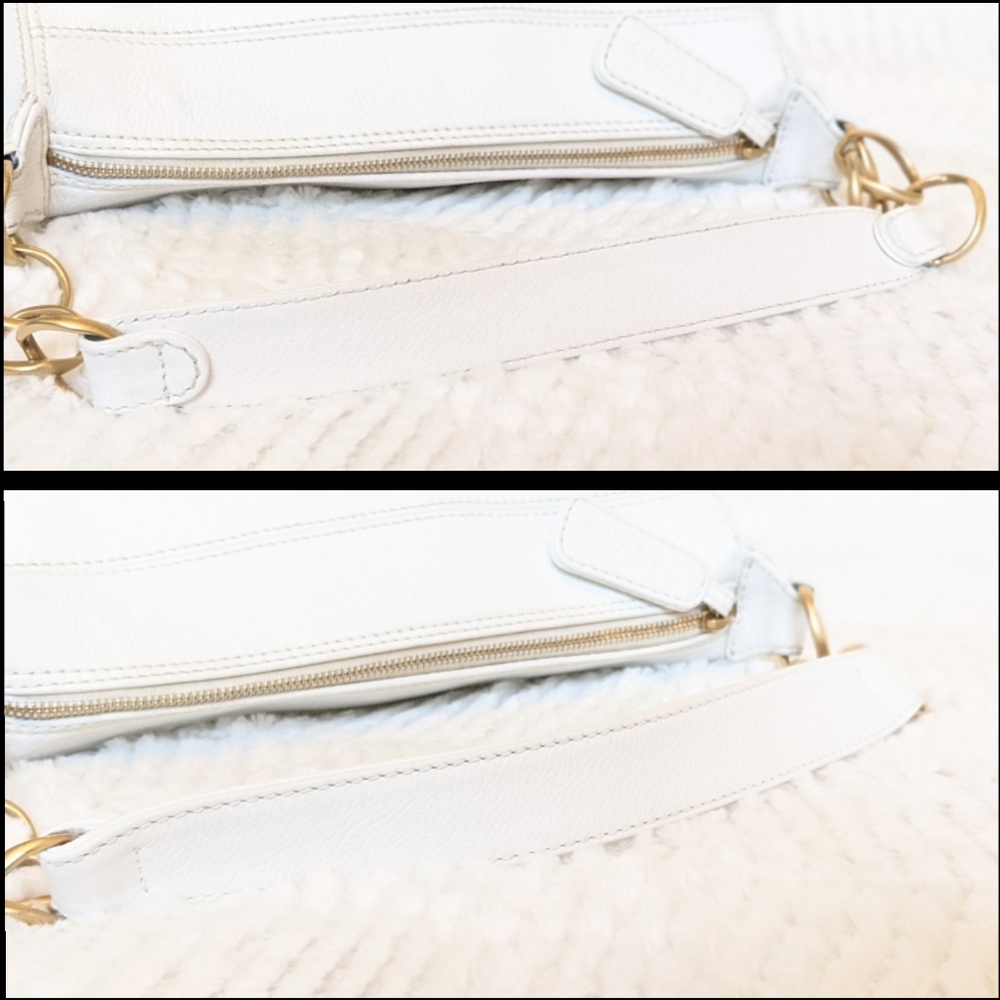✅PRICE FIRM✅CHANEL Gold Hoop Shoulder Bag - Picture 12 of 12